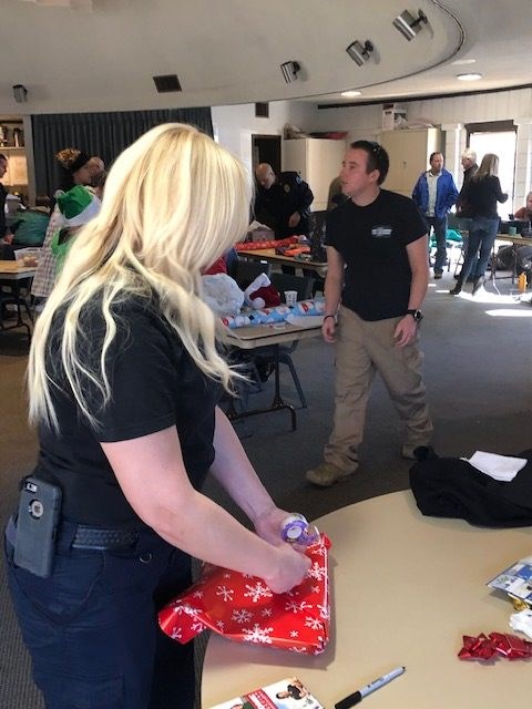 shop with a cop