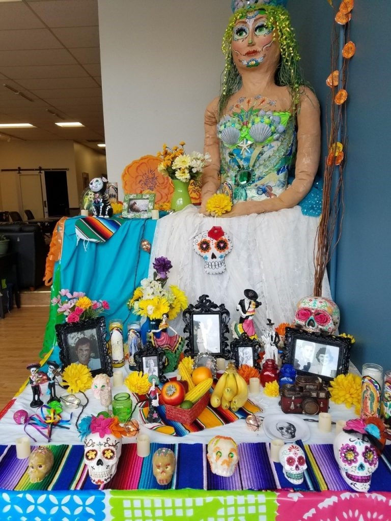 Altar and Gigante
