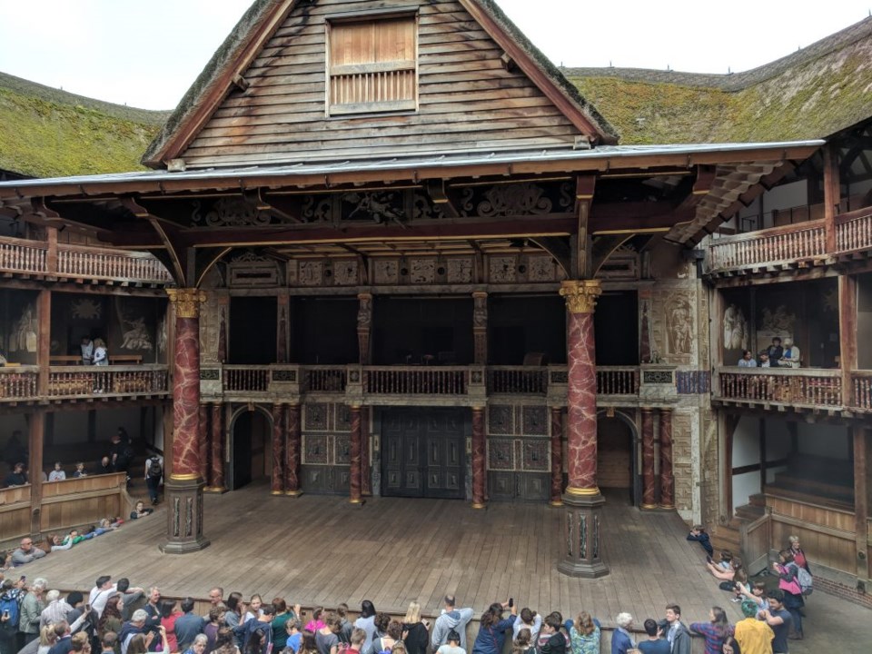 The famous stage of the Globe Theatre was equipped with balconies from which everyone could gawk at the nobility as they watched the play from behind.