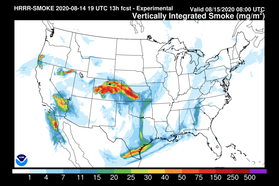 Figure 1: the HRRR smoke at all levels forecast for Saturday early morning. 