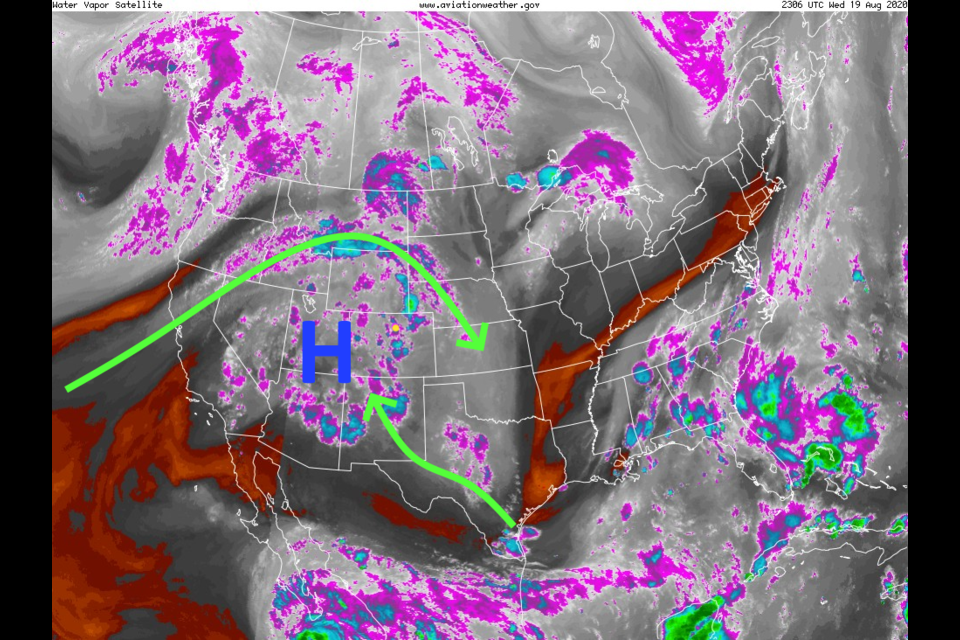 Figure 1: the water vapor satellite image from Wednesday evening and NOAA. 