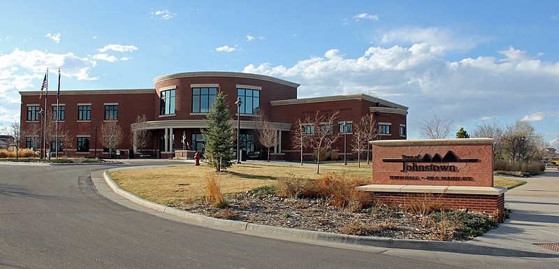 johnstown_colorado_town_hall