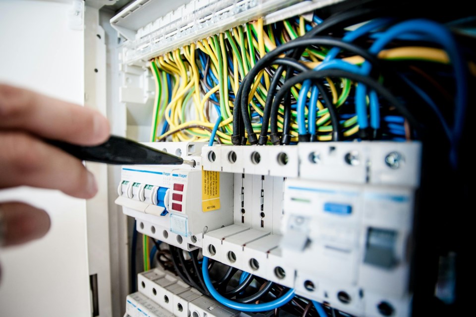 longmont-electrician