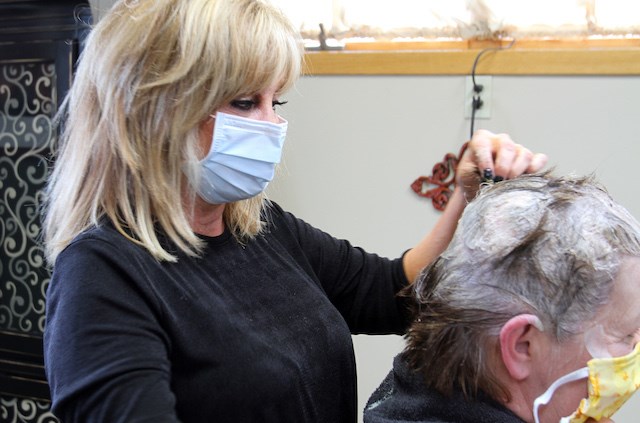 Restaurants Salons Begin Slow Thaw Customers Test The Waters Mahoning Matters