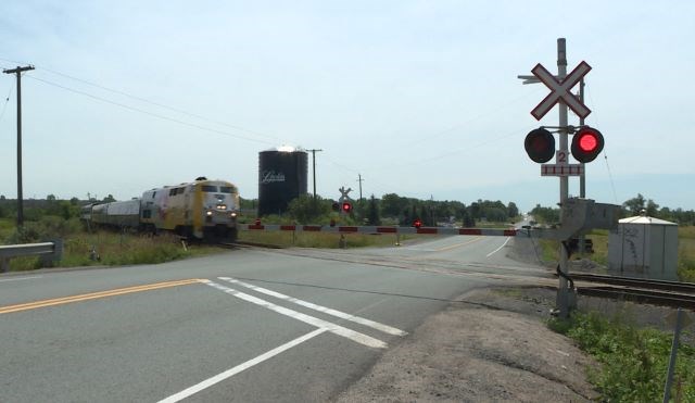 Railroad crossing 11202019