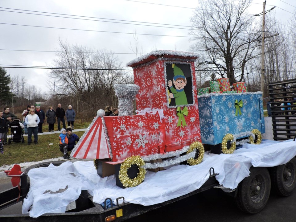 2020-10-08-Waubaushene-Santa-Claus