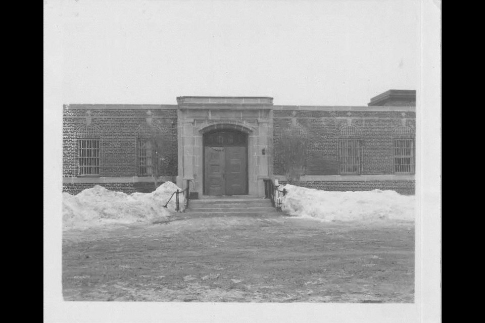 The front gate to Oak Ridge is seen in this 1955 photo.
