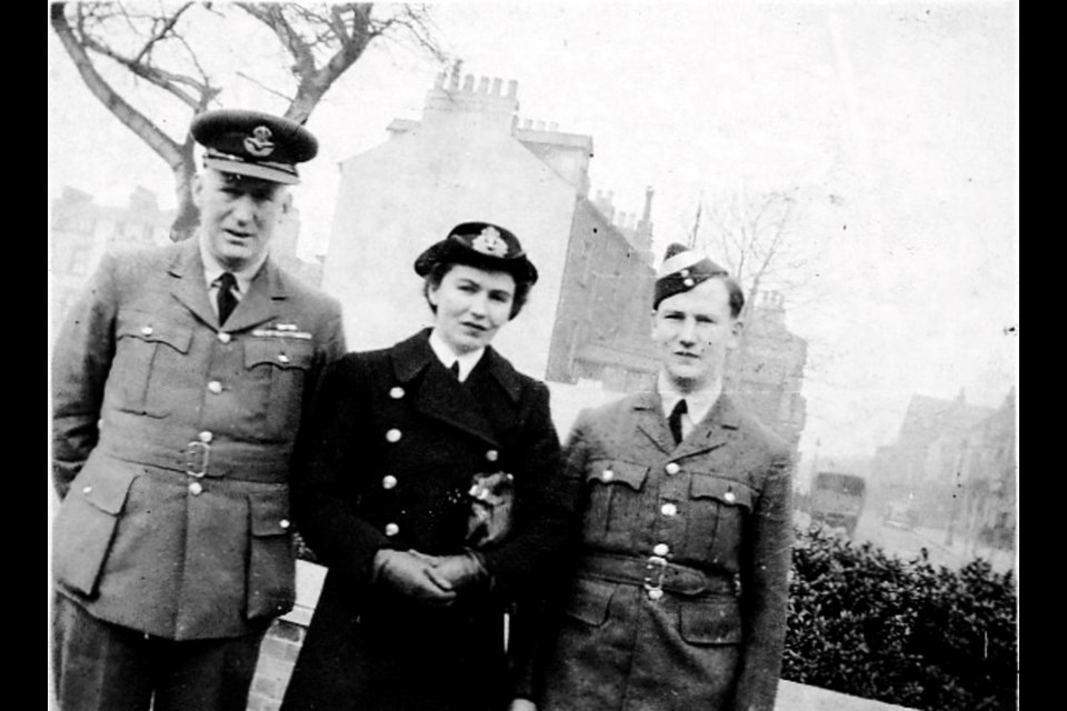 Flying Officer G.M.Philip, Mado Philip, Free French Forces and H.M.  Philip R.A.F. WW 2.