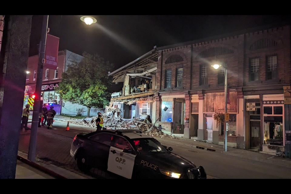 A portion of a building in downtown Penetanguishene collapsed at about 3 a.m. this morning. Nobody was seriously injured. It's unclear what caused the collapse of the historic building.