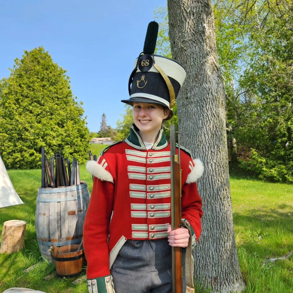 costumed-historical-interpreter-at-discovery-harbour