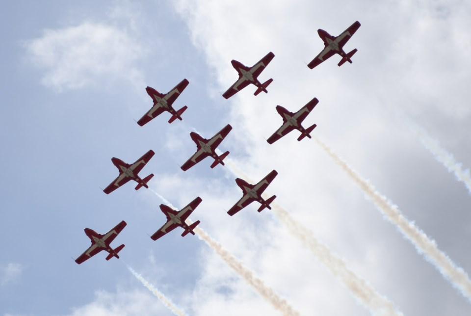 snowbirds-moose-jaw cropped