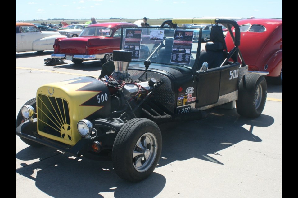 T Hot Rod at Highway to Heros 2019