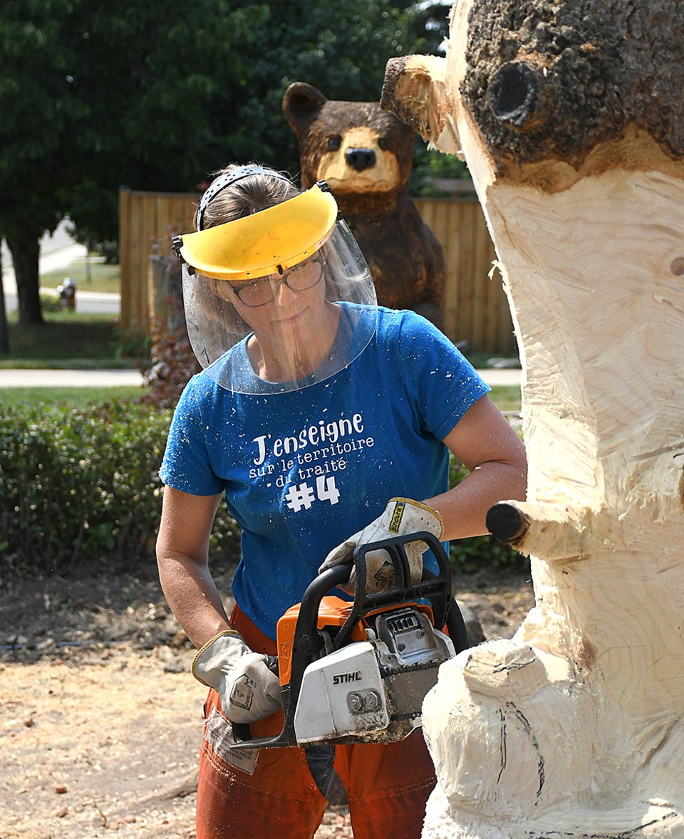 Tree carving