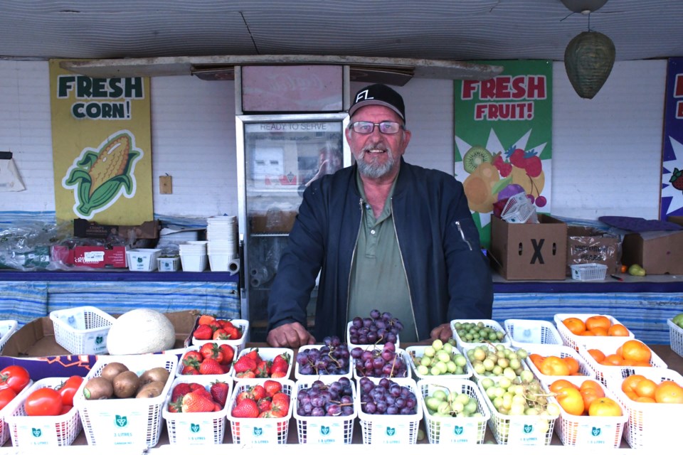 todd-fruit-stand-2025