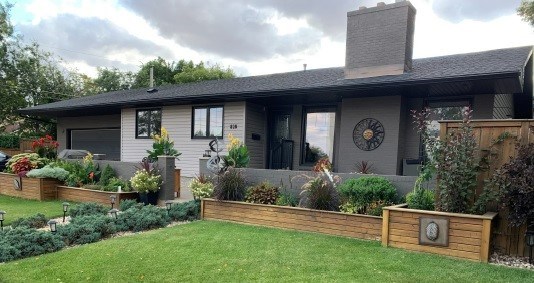 The award for the best overall residential property went to Brian Penner at 820 10th Avenue Northwest. Photo courtesy city hall