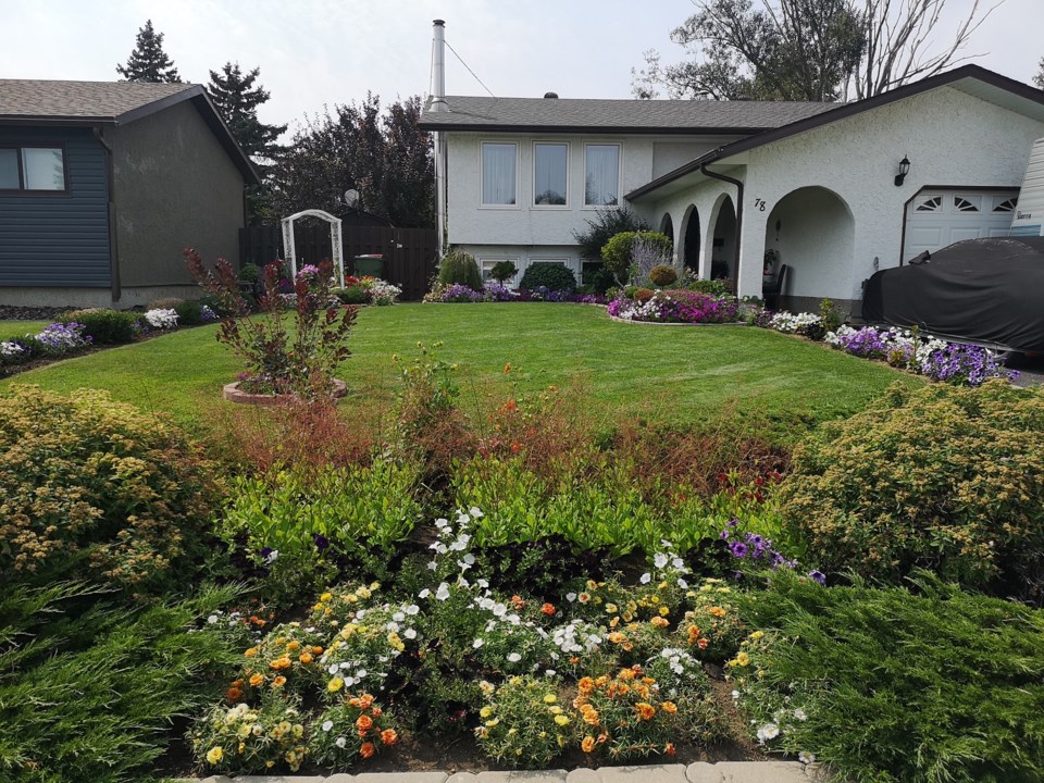Beaut Awards 78 Wood Lily Dr