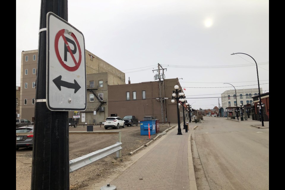 River Street West looking toward Main Street. Photo by Jason G. Antonio 