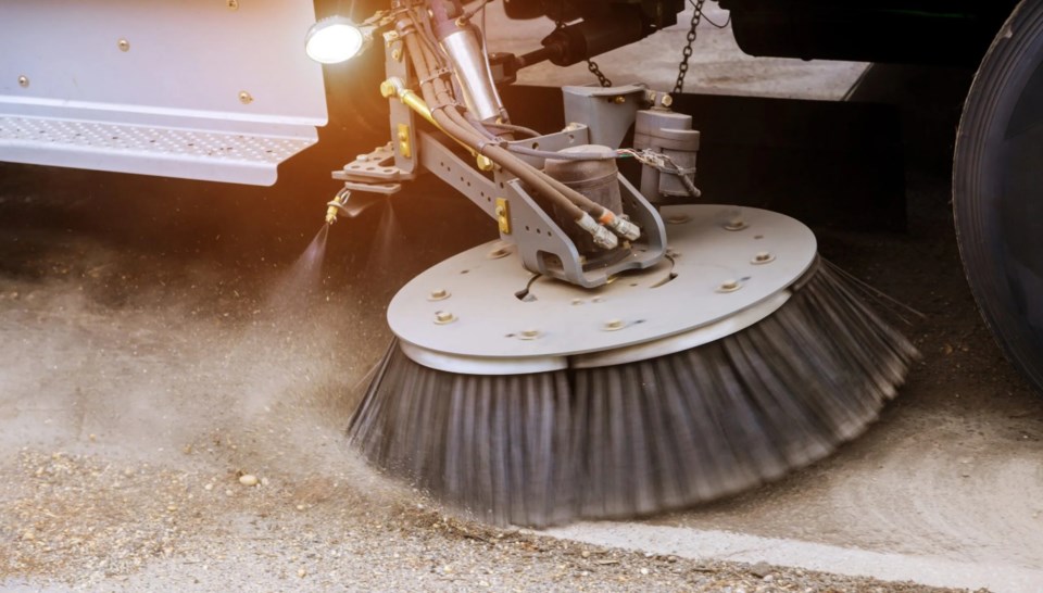 street-sweeping-machine-2025-1