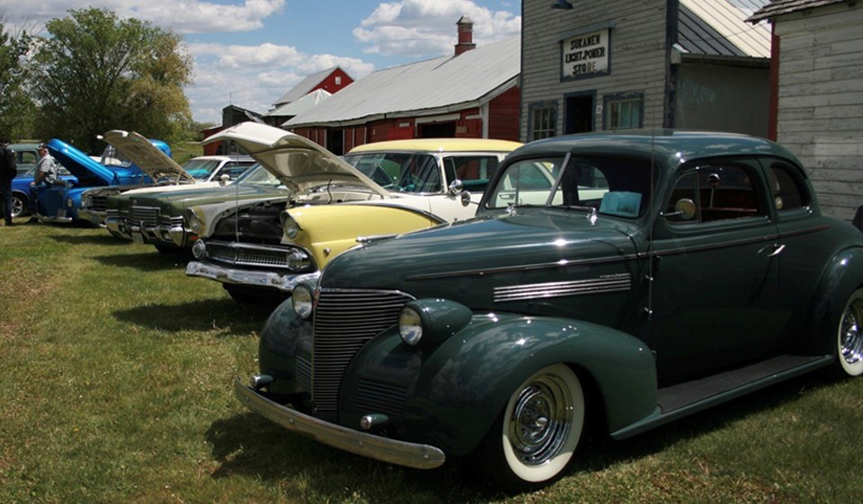antique-cars-mj