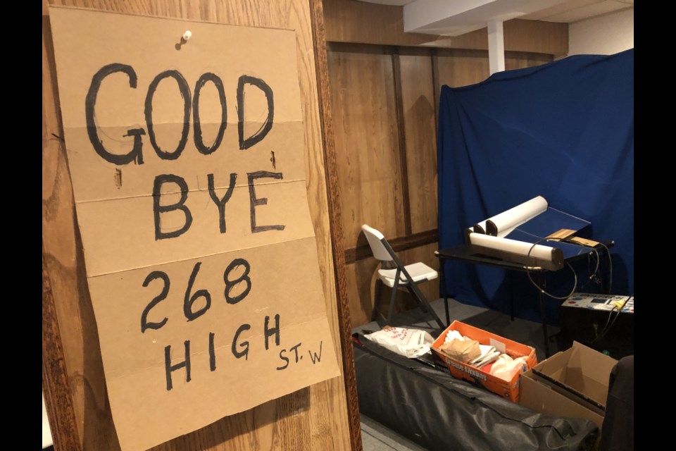 A sign bids farewell to the legion's 98-year-old building. Photo by Jason G. Antonio