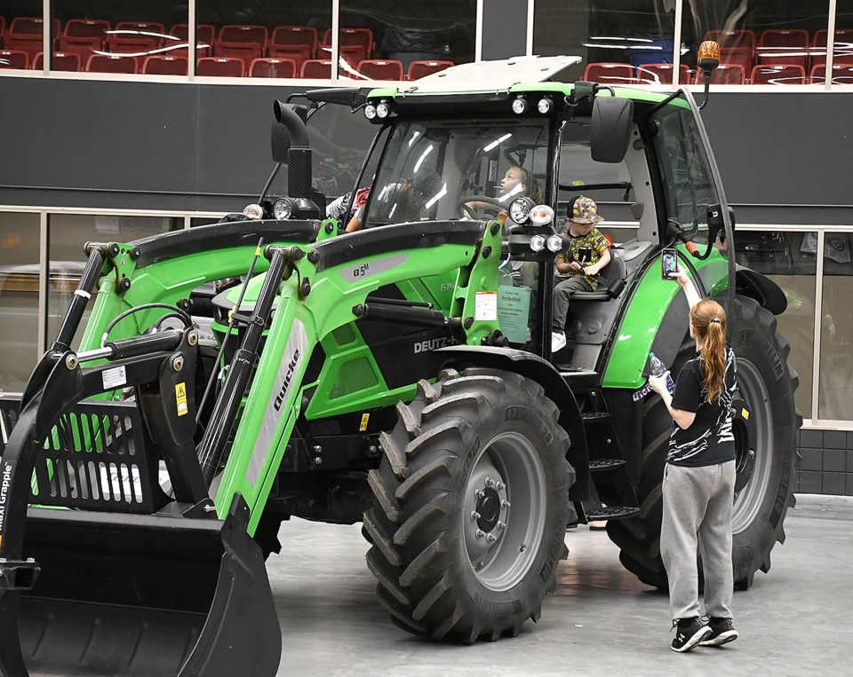 Touch a Truck 8