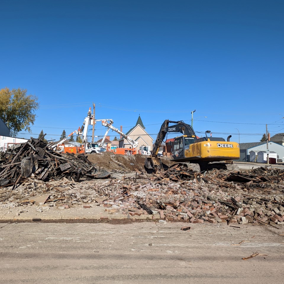 the-aftermath-of-the-fire-that-completely-destroyed-a-moose-jaw-building-oct-16