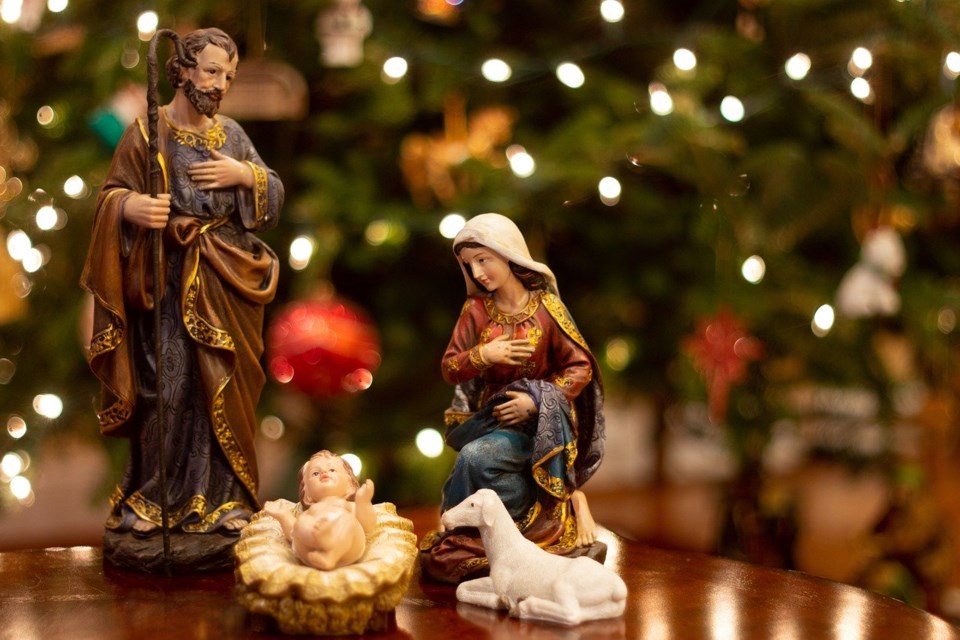 christmas nativity scene pixabay