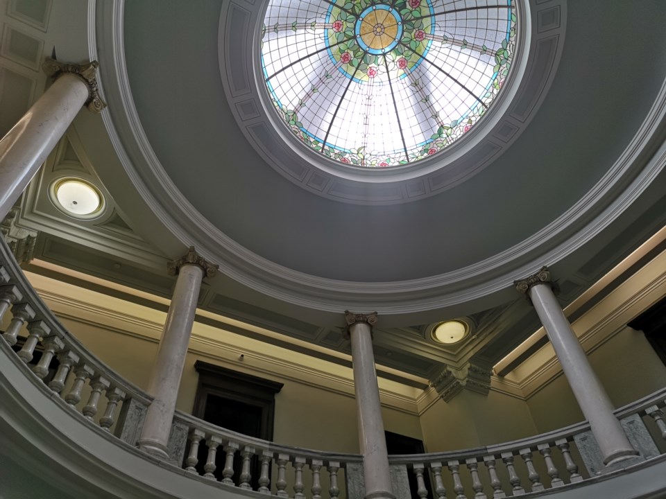 moose-jaw-public-library-rotunda