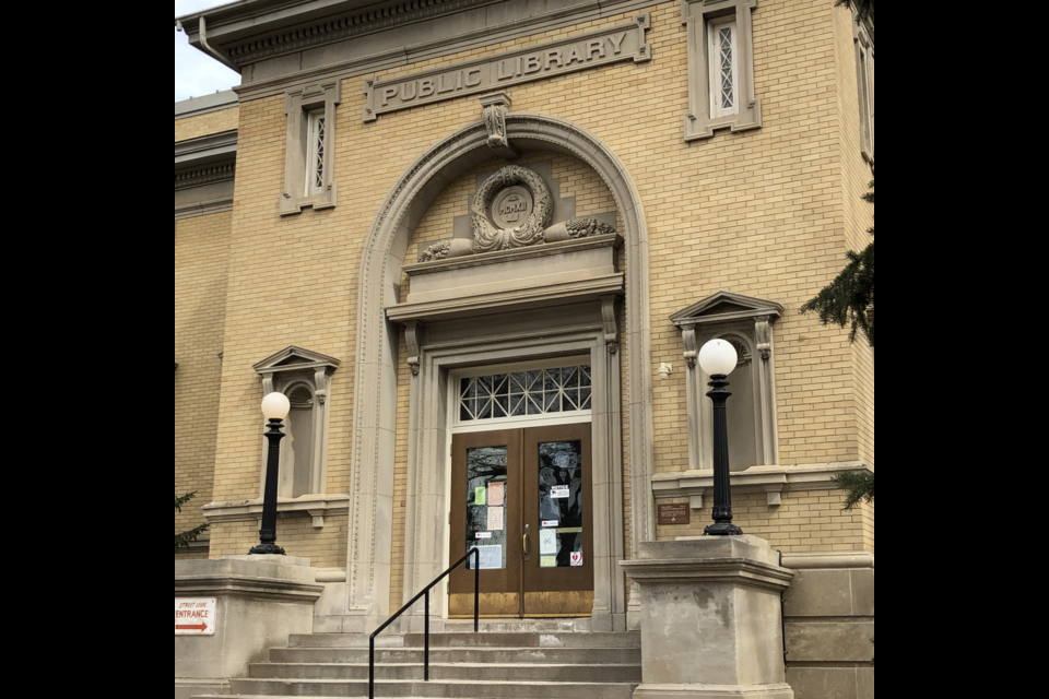 Stop by the Moose Jaw Public Library to borrow a free Regional Park Pass between May 18 and September 15, 2023 | Jason G. Antonio 