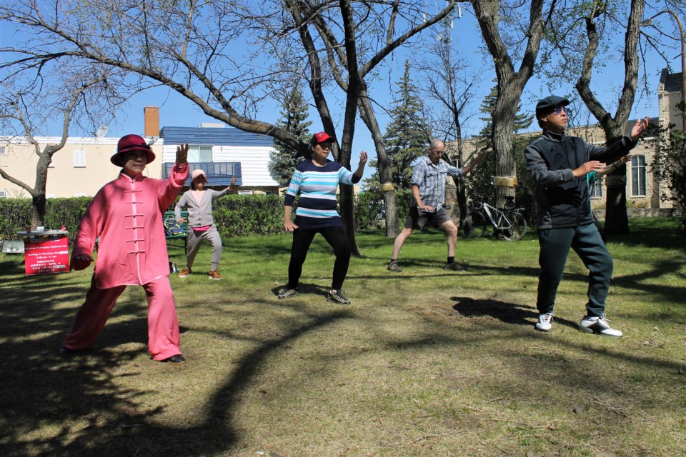 tai chi in the park