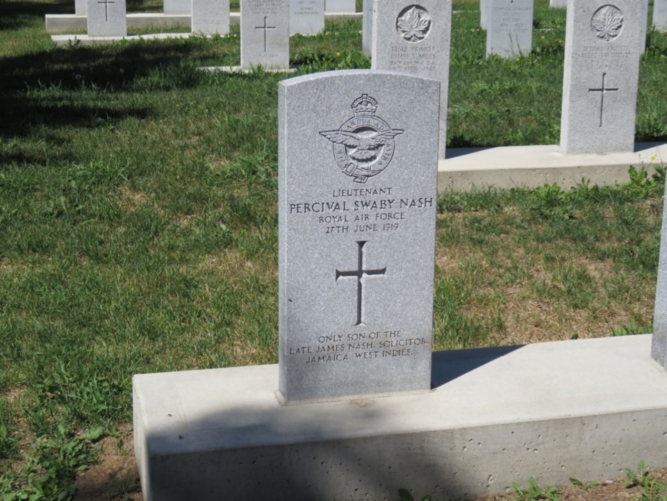 percy nash headstone