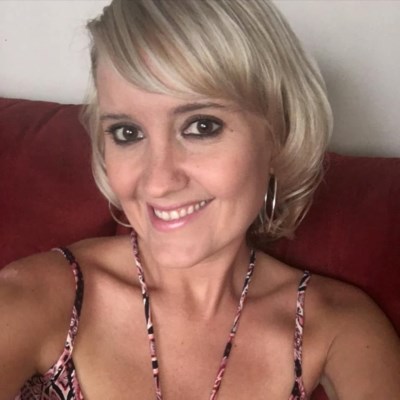 Desnoyers, Sally - photo self potrait
