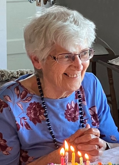 kosteniuk_helen-obit