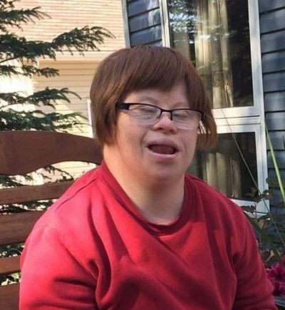 Palmer Cortney Obit photo use