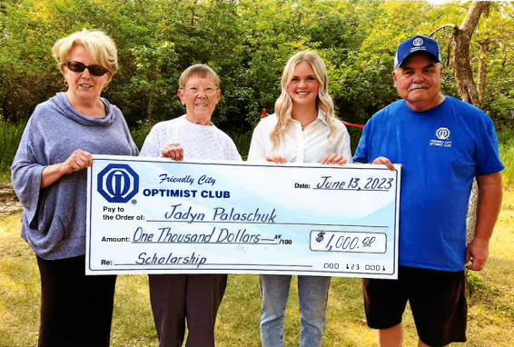 (l-r): Darlene Thompson (Committee Member); Lynann Pethick (Committee Chair); Jadyn Palaschuk (Recipient); Bill Heath (Club President)