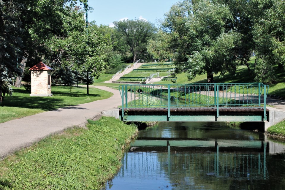 cres_park_creek