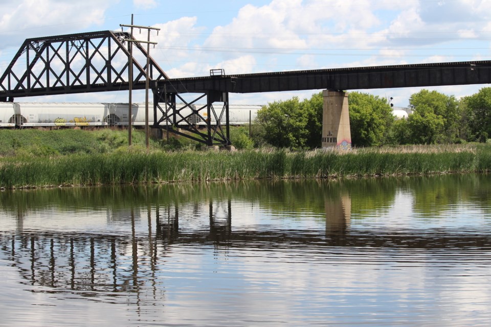 wakamow river tressel shutterstock