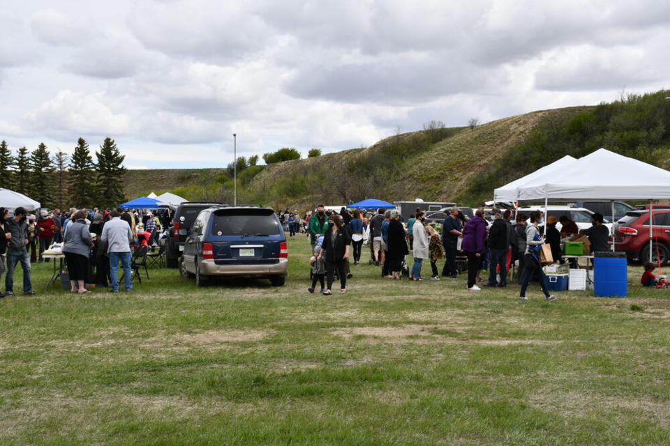 Wakamow Farmer’s Market at the Kiwanis Oval

