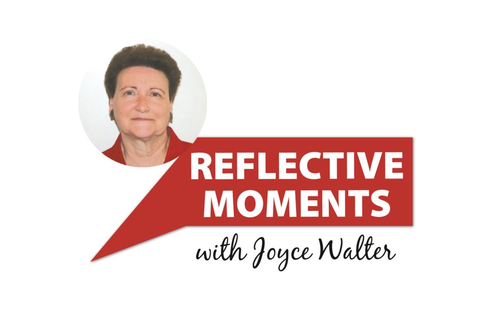 ReflectiveMoments_JoyceWalter