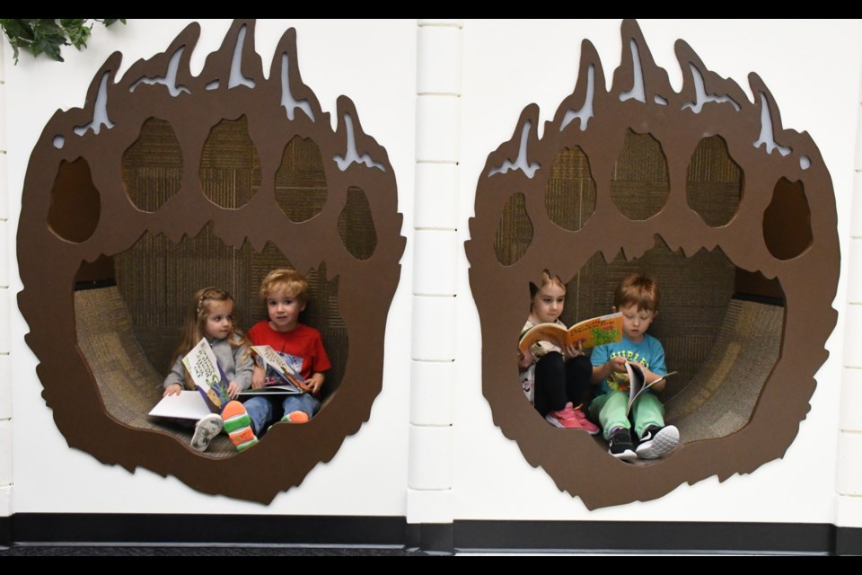Sunningdale School has built “grizzly reading cubby holes” near the front entrance for students to use. Photo by Jason G. Antonio