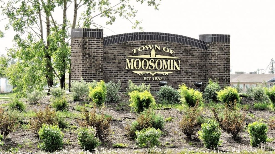 moosomin-sign