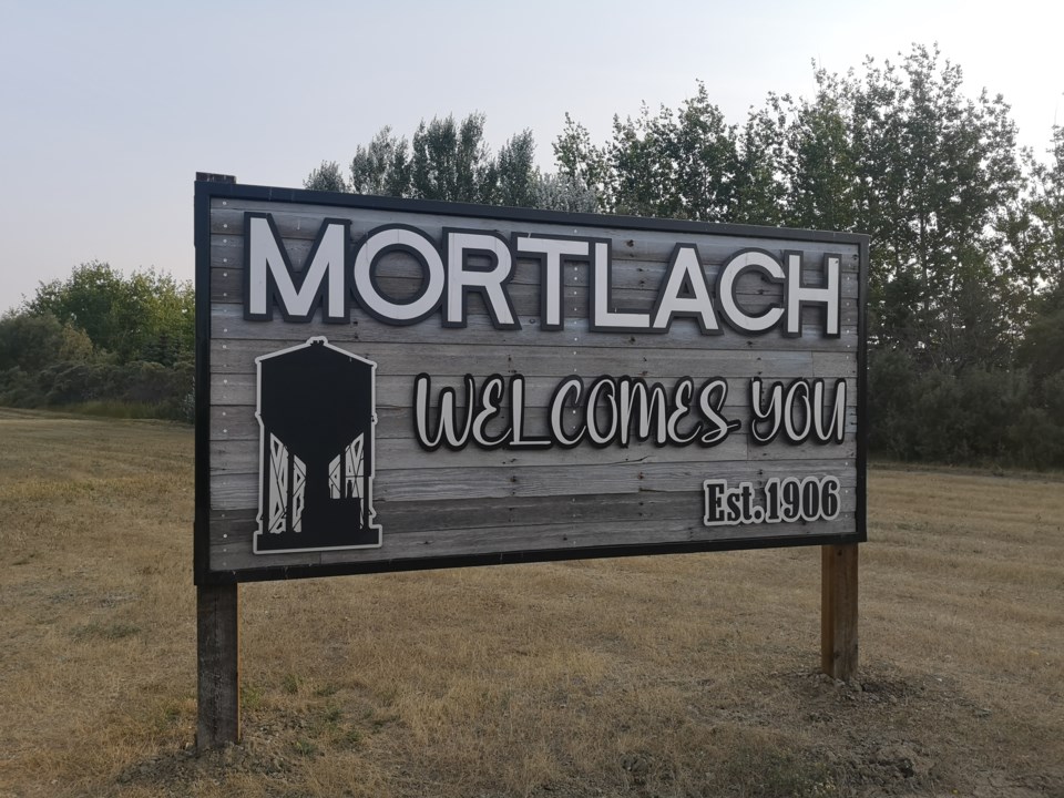 town-of-mortlach-sign