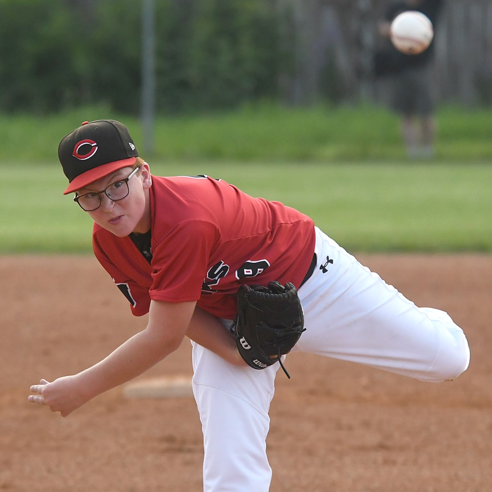 13U AAA Canucks White Sox pitch