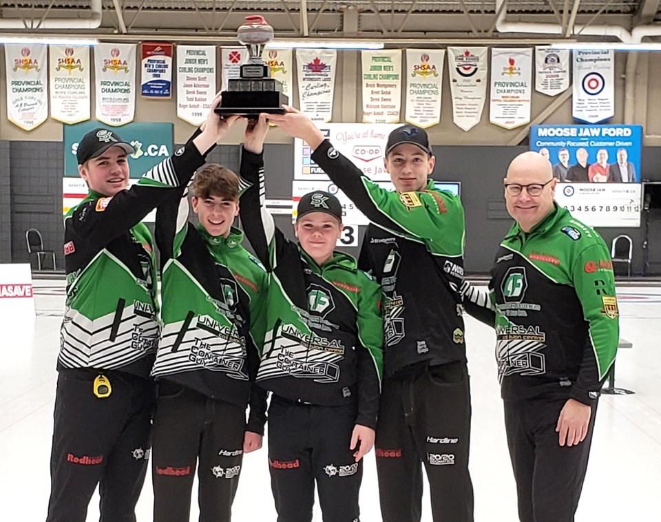 curling-u18-provincials-derksen-team