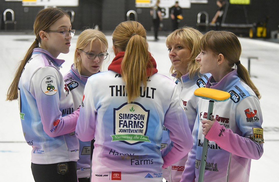 provincial-u18-curling-thursday-4