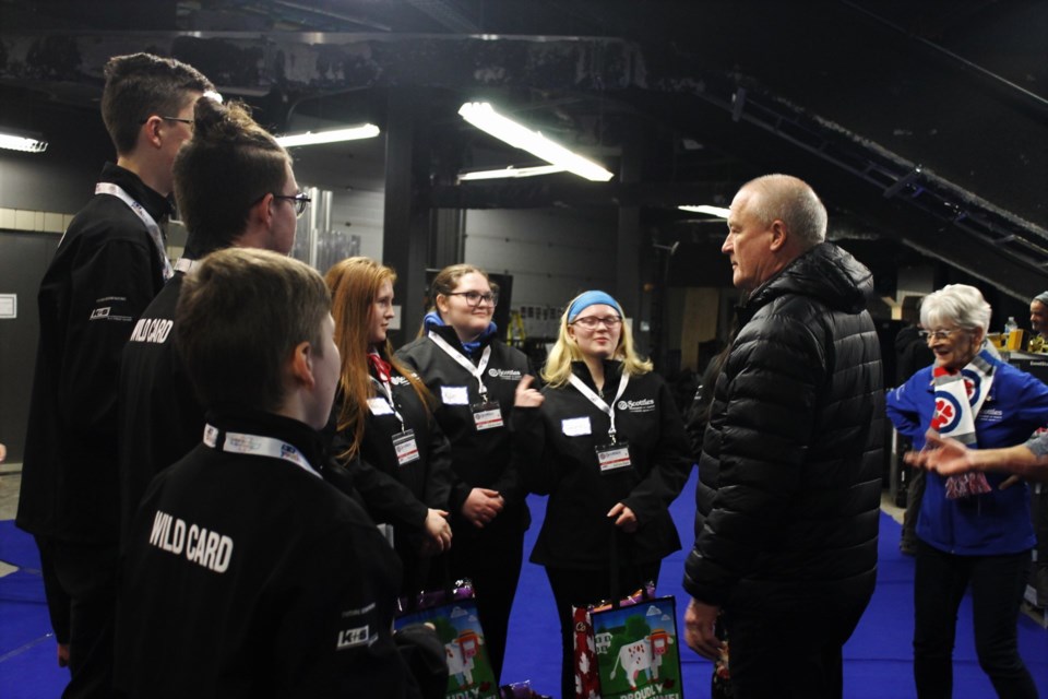 Head ice technician Dave Merklinger gives this group of Future Stars a rundown of how the icemakers keep the ice in perfect condition throughout the tournament.