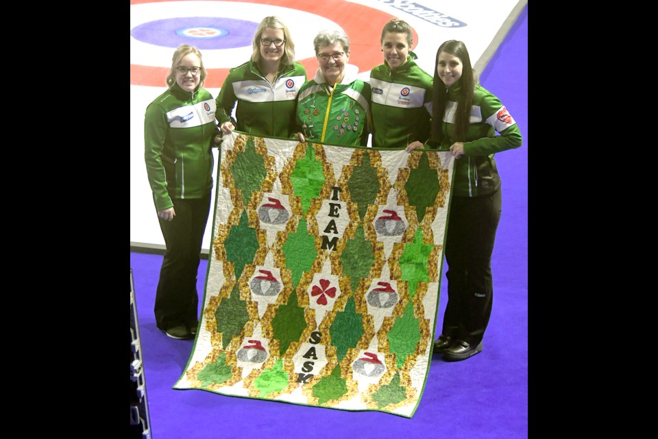 Amundrud presented the quilt to the Silvernagle rink after their final championship pool game on Friday night. This year's recipient? Robyn Silvernagle!