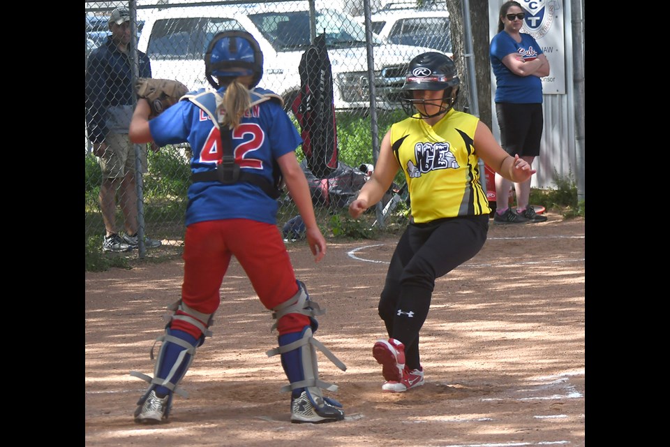 Joelle Boechler scores one of the 31 Ice runs over the two games.