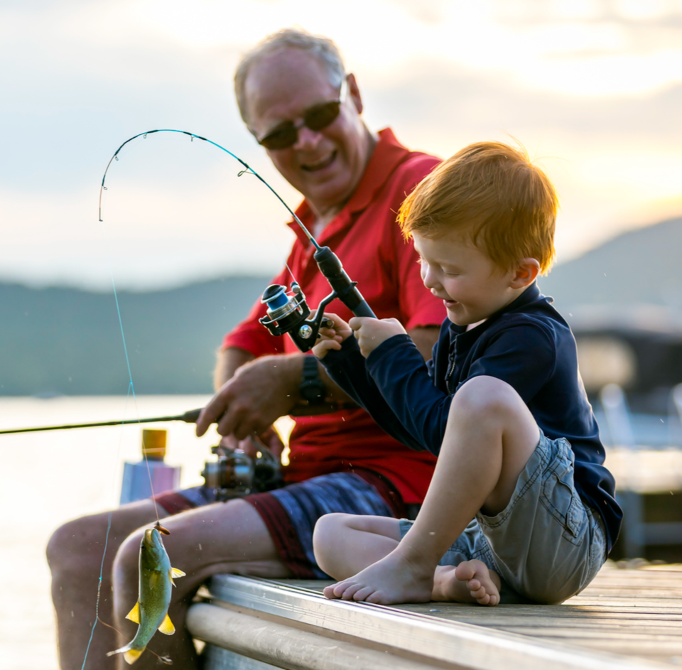 Fishing grfather grson(1)