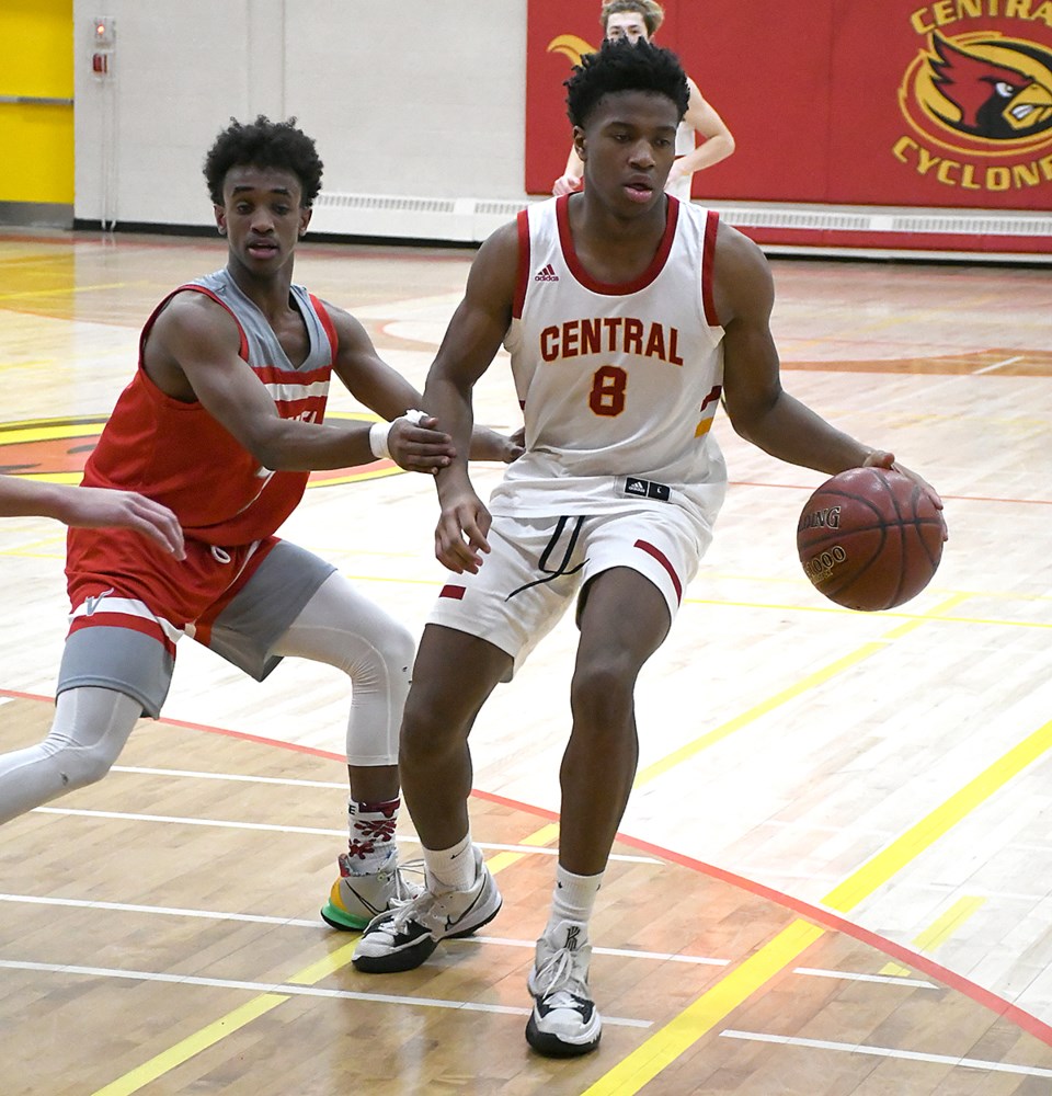 Central Vanier boys bball Jabateh